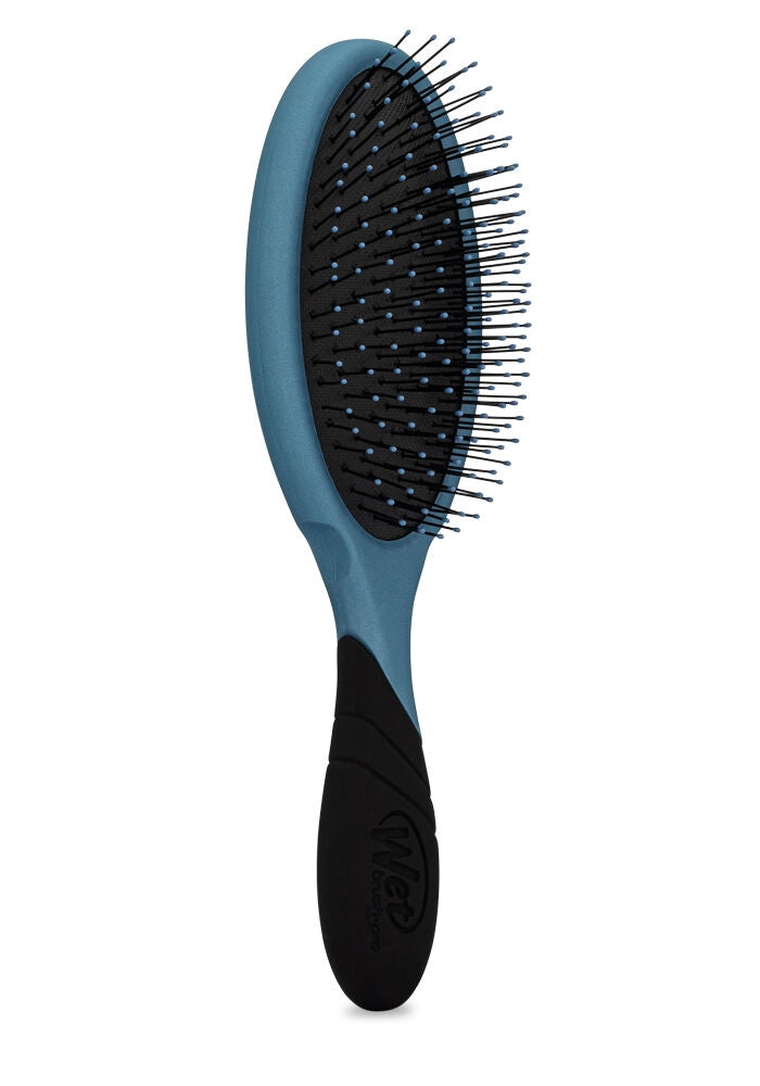 Wet Brush Pro Detangler